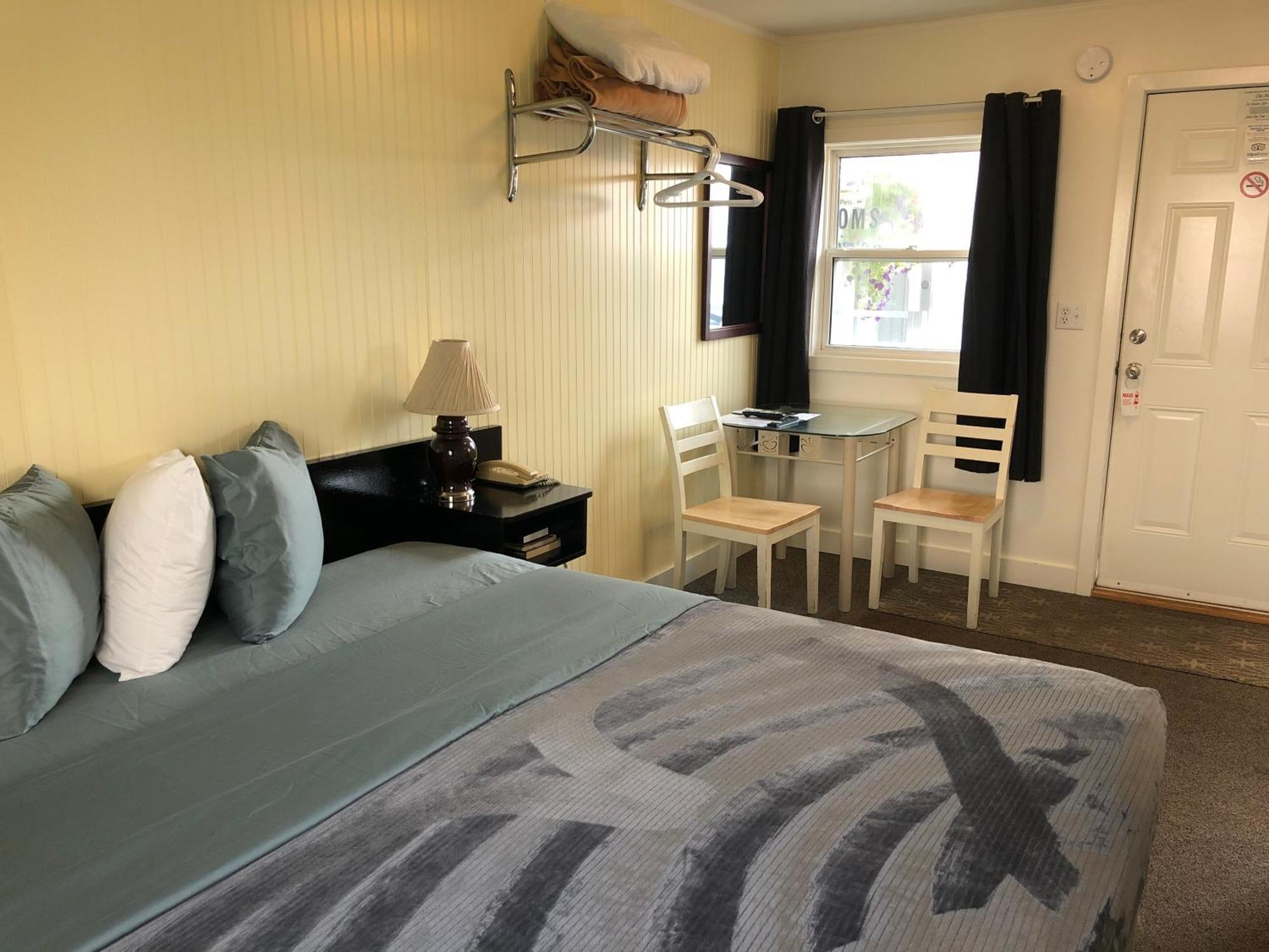 Creston Valley Motel Kültér fotó