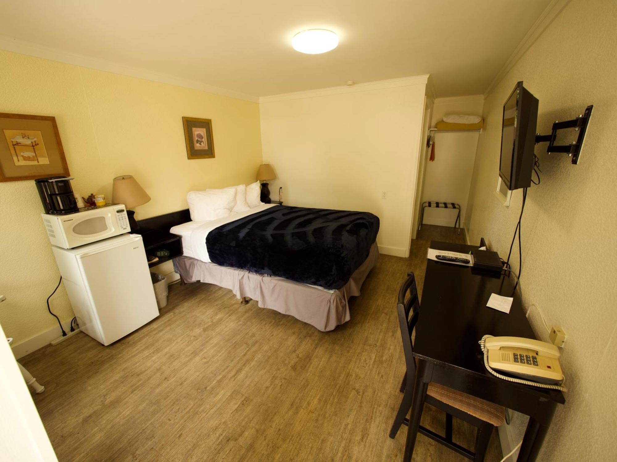 Creston Valley Motel Kültér fotó