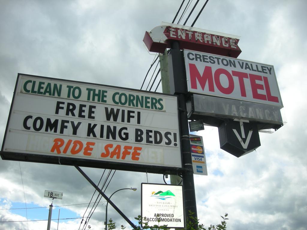 Creston Valley Motel Kültér fotó